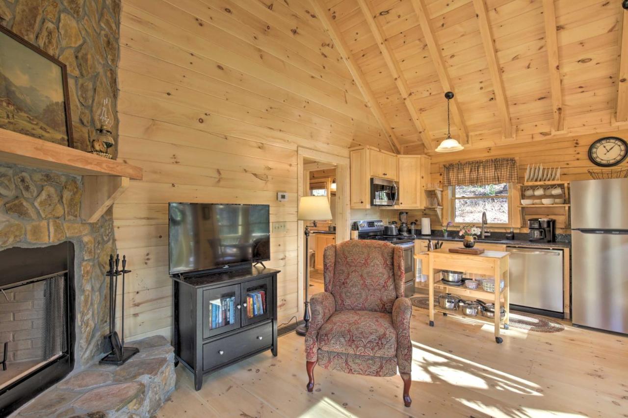 Couples Getaway Cabin By Hiking And Waterfalls! Villa Cherry Log Exterior photo