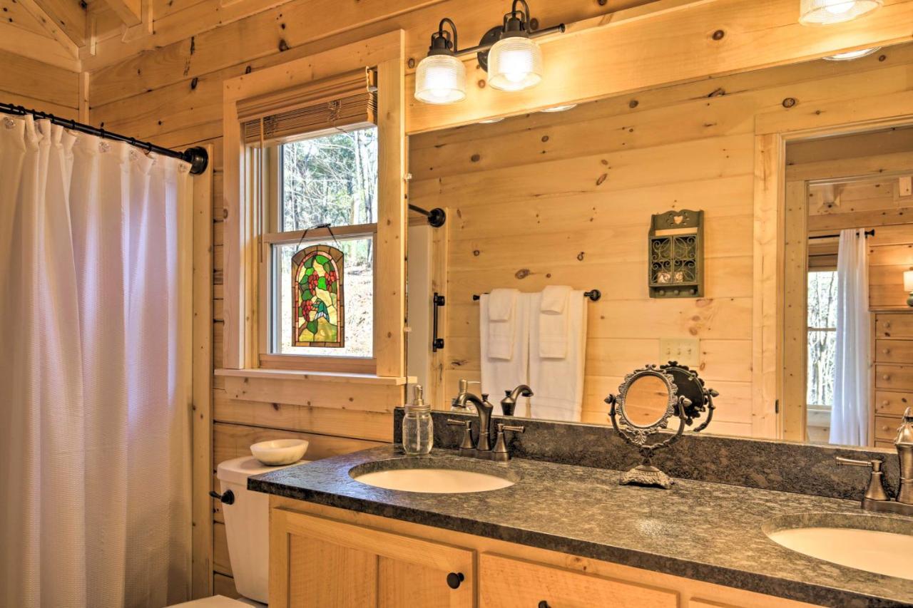 Couples Getaway Cabin By Hiking And Waterfalls! Villa Cherry Log Exterior photo